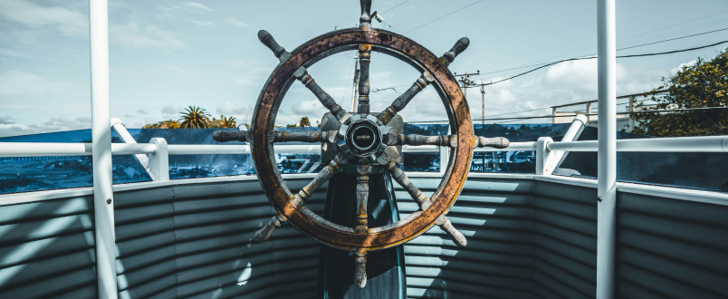 image of a steering wheel